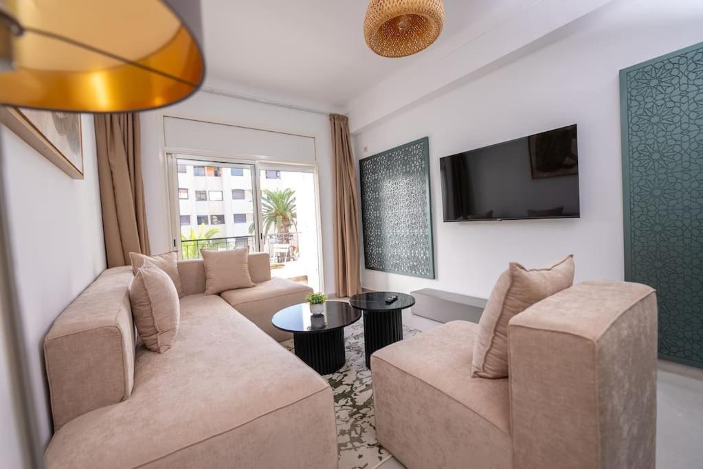 Tradition Meets Modern: 2Br Flat In Rabat Hassan Esterno foto